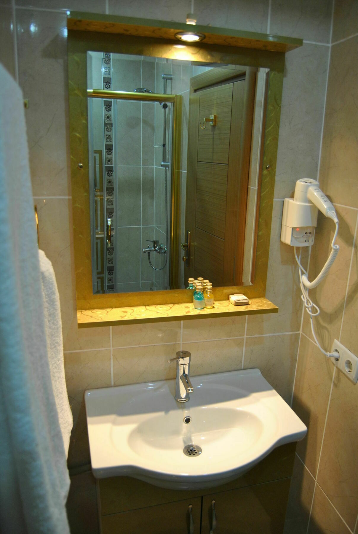 Santefe Hotel Istanbul Exterior photo